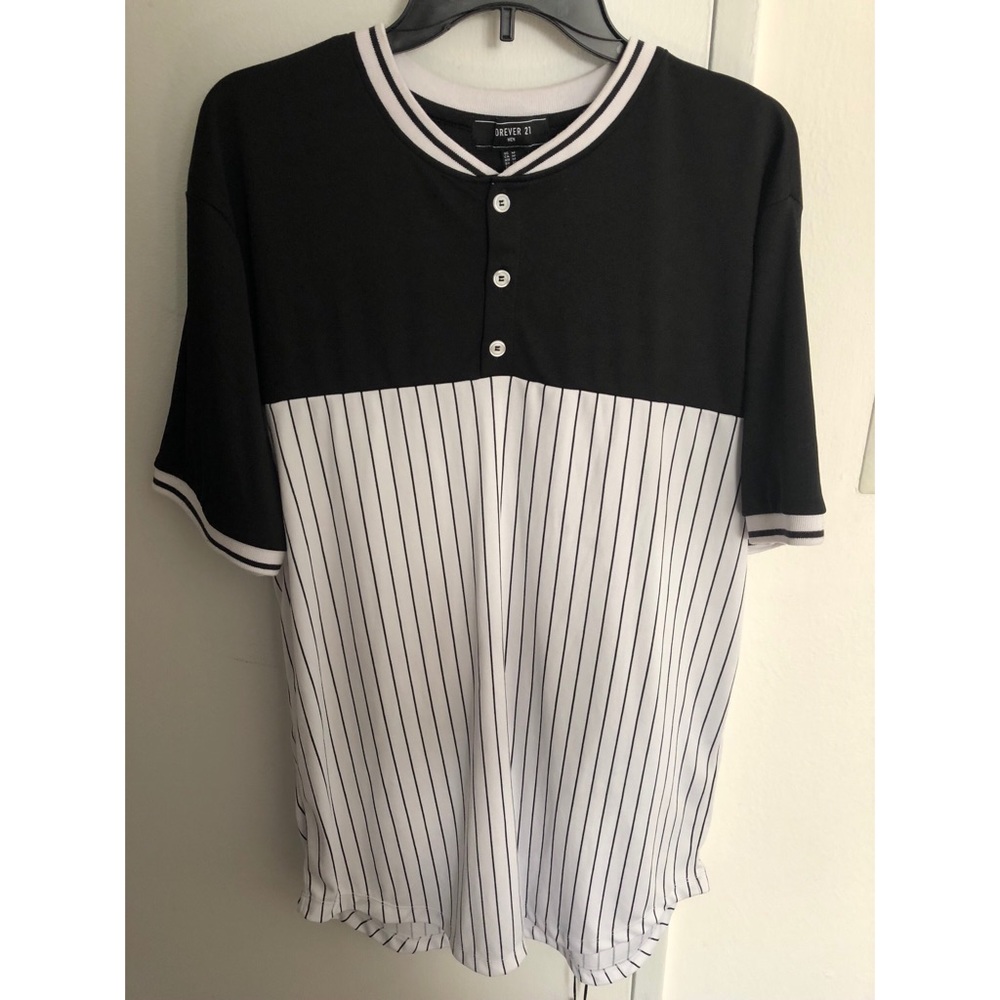 Short sleeve button shirt